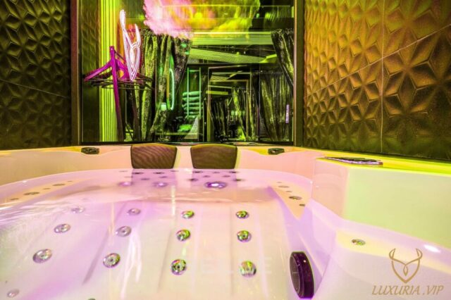 Luxuria loveroom au Cannet - Suite privée Alpes-Maritimes